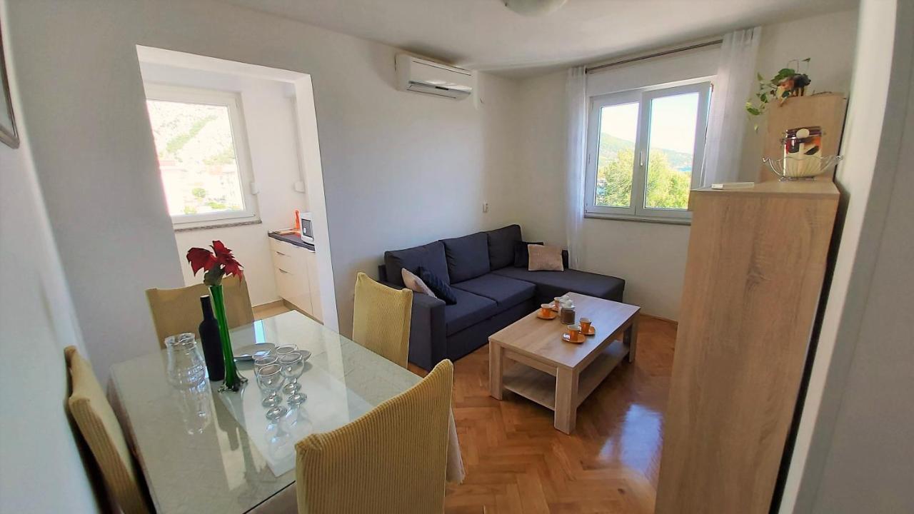 Apartment Ribnjak 10 โอมิช ภายนอก รูปภาพ