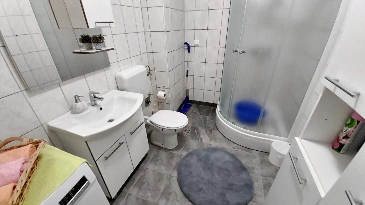 Apartment Ribnjak 10 โอมิช ภายนอก รูปภาพ